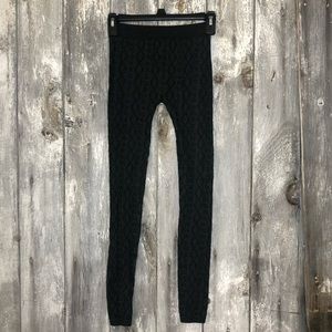 Woven leggings